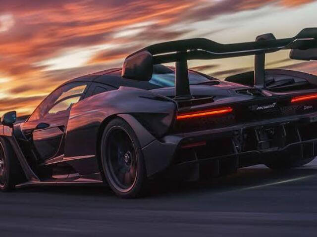 McLaren Senna