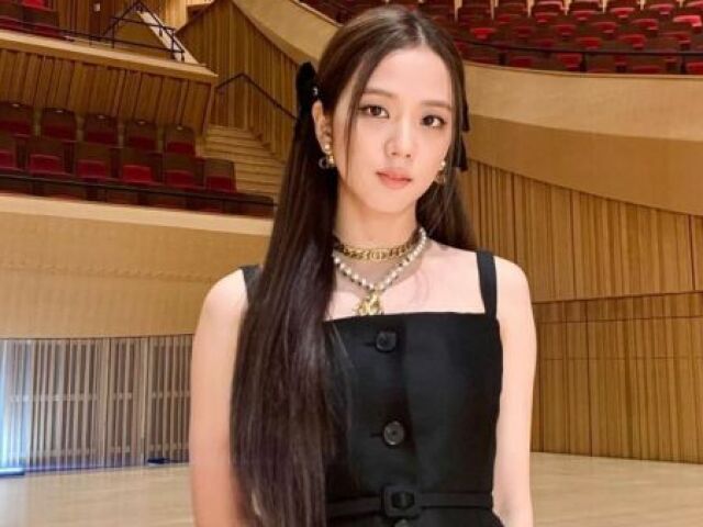 Usar o mesmo penteado que a Jisoo