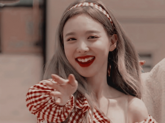 Nayeon - TWICE