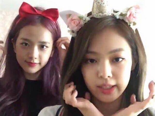 Jennie e Jisoo