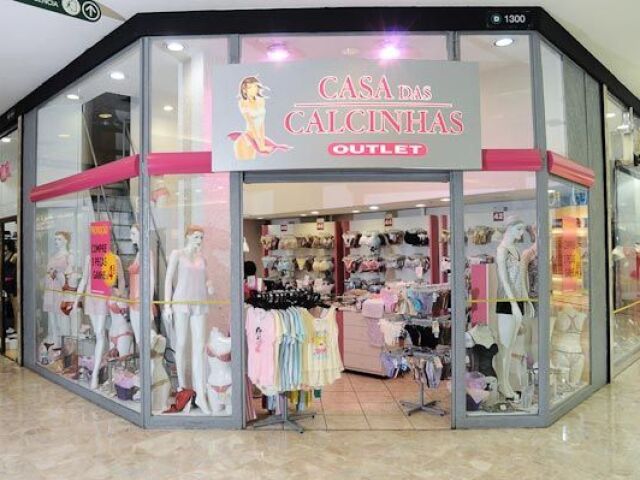 Casa de c*lc*nhas(onde vende roupas in*tim**)