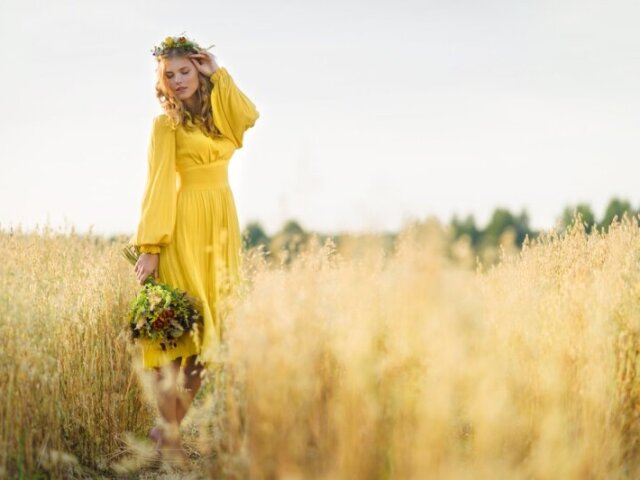 Amarelo
