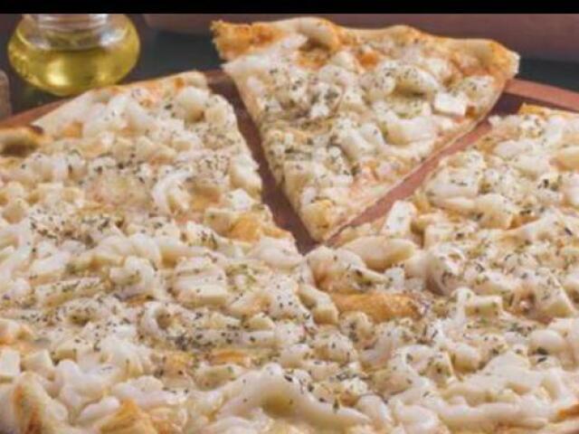 Pizza de frango com catupiry