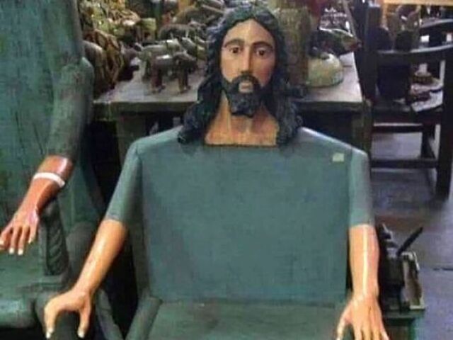 essa cadeira extremamente confortavel de jesus