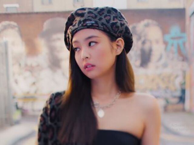 ➝ solo — jennie