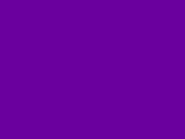 Roxo. // purple