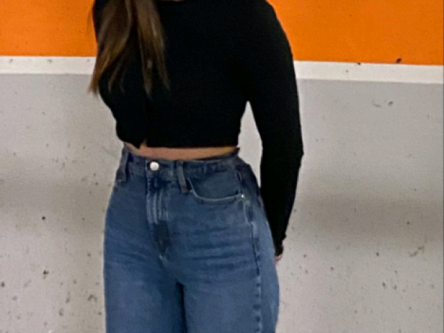 à uma calça ok ?