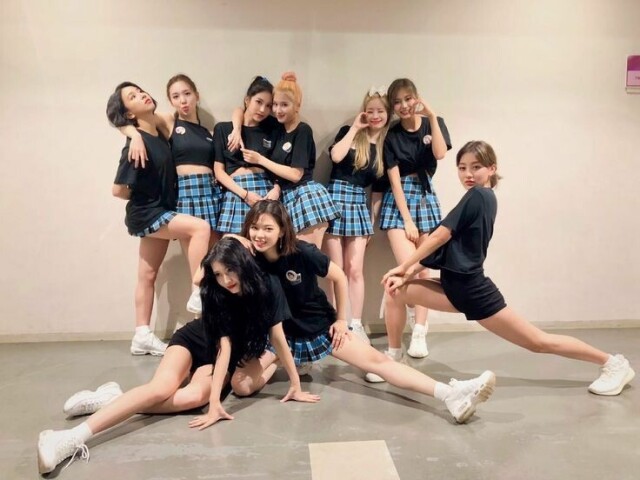 Responda as perguntas e te indicarei uma música do Twice🍦