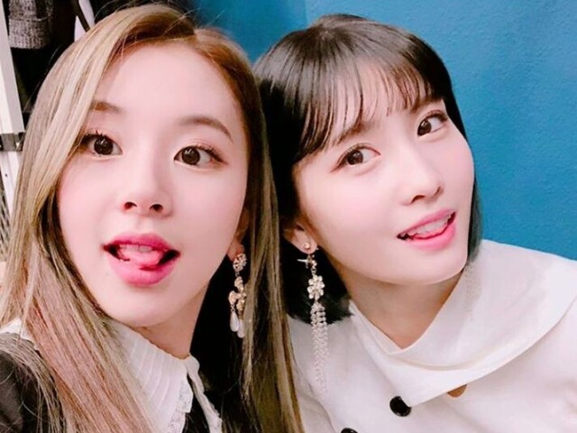 Chaeyoung e Momo <3