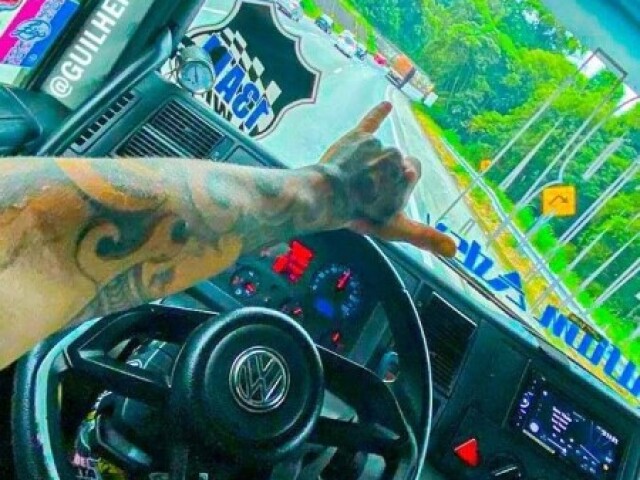 ACIDENTE DE CARRO