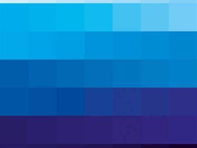 Lilás, roxo, azul marinho, azul claro e ciano.