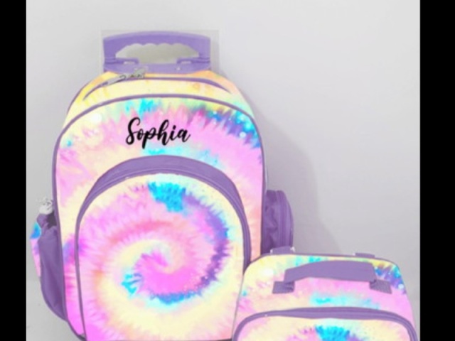 Essa tie dye 🏳️⚧️