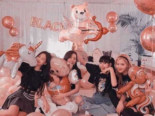 ₊˚.♡•BLACKPINK: em qual mês esta música foi publicada?•⋆。˚