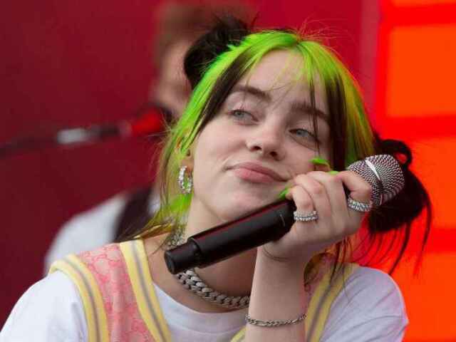 Qual é o nome dessa cantora?