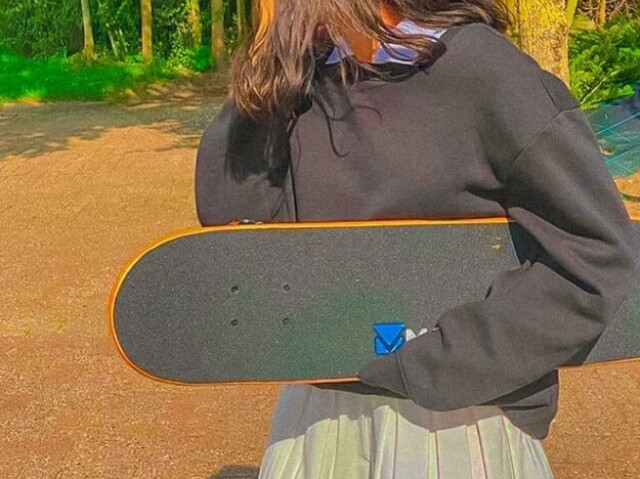 Skater girl