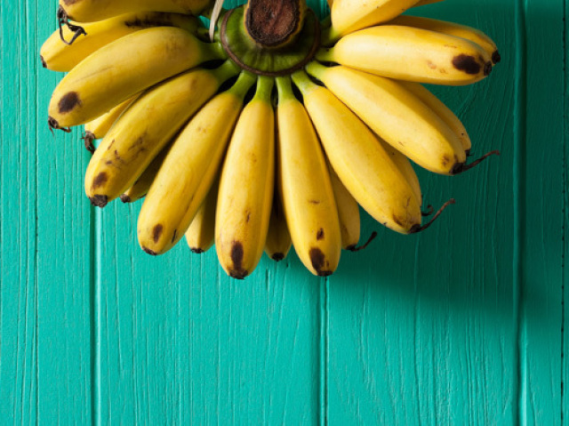 FRUTA BANANA