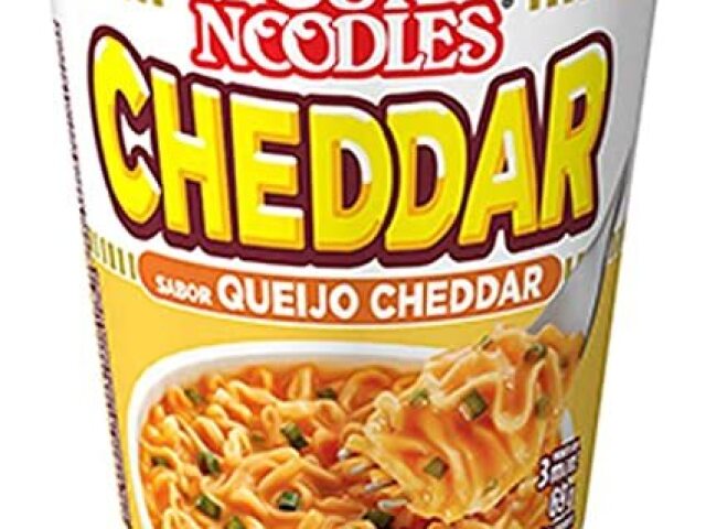 cup noodles de cheddar