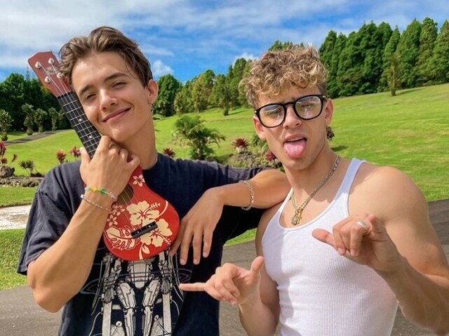 Noah e josh