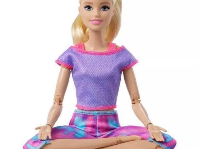 A barbie de yoga