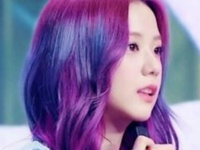 Purple hair- Jisoo