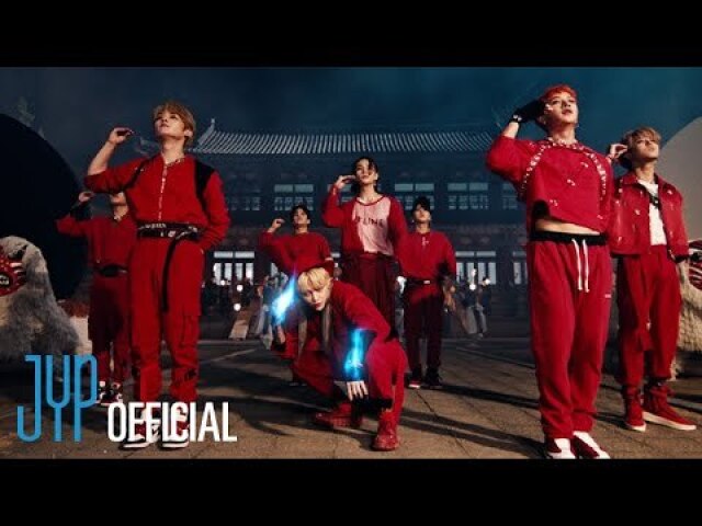 Thunderous - Stray Kids