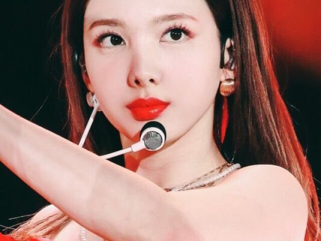 NAYEON