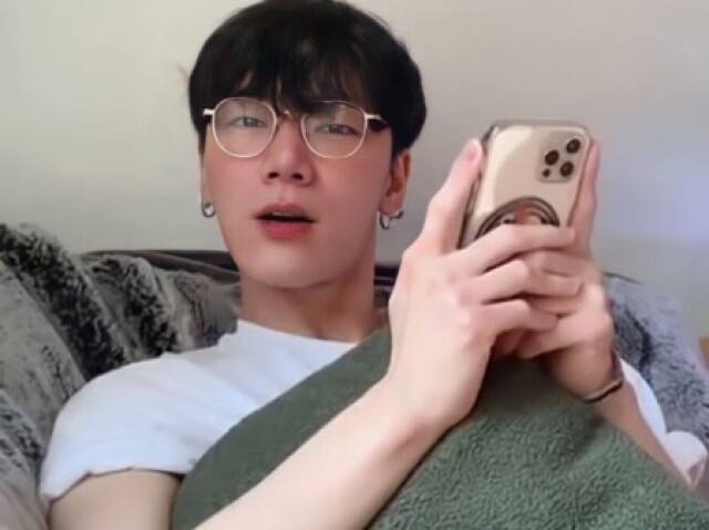 //Ten