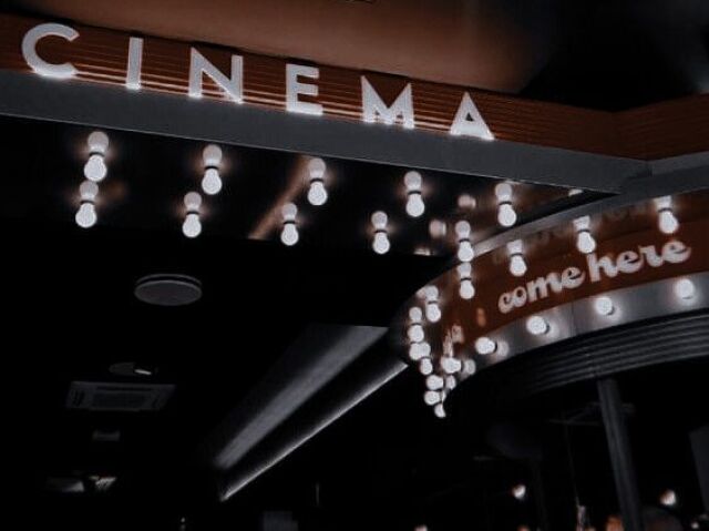 NO CINEMA