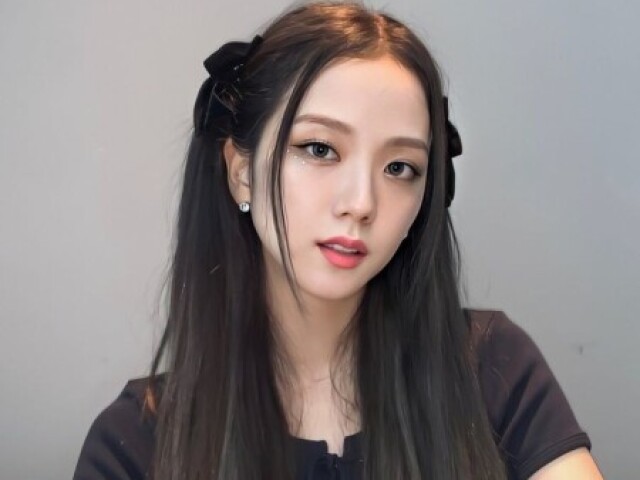 Jisoo (BackPink)