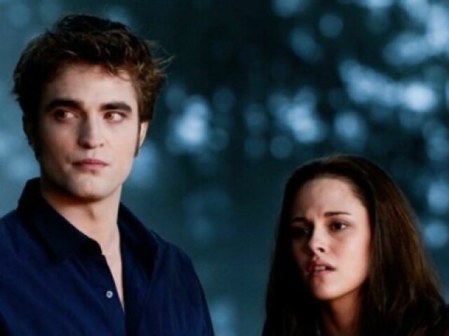 Edward e Bella ficaram sozinhos na casa