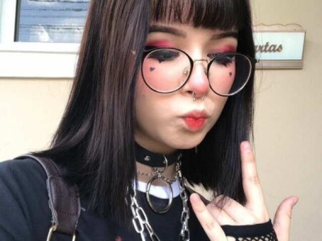 E-girl
