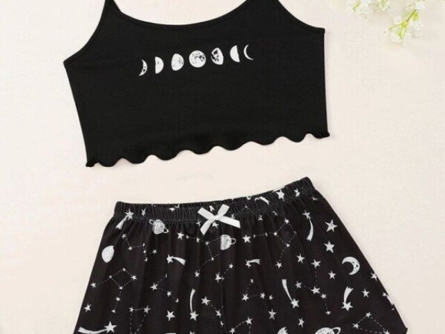 Maraaaaaa 🌑🌒🌓🌔🌖🌗🌘 (desculpe pela imagem cortada. É um short embaixo da blusa).