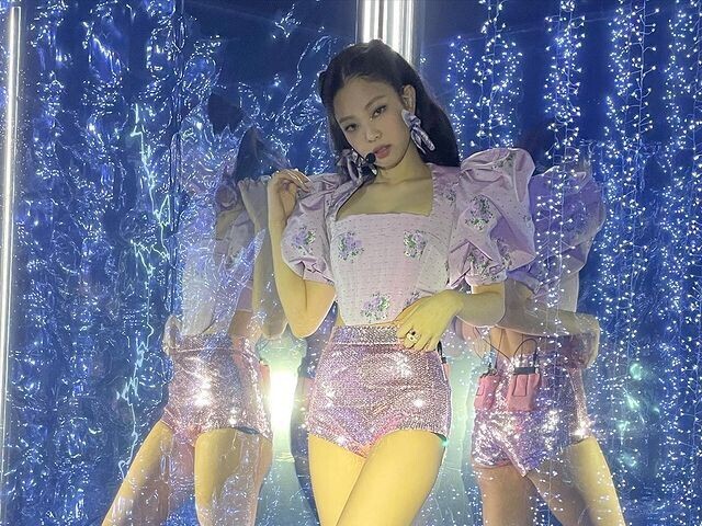 Jennie(blackpink)