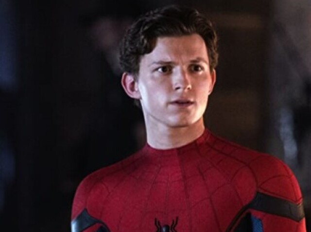 Tom Holland as Homem-Aranha