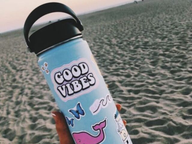 corto >︿<