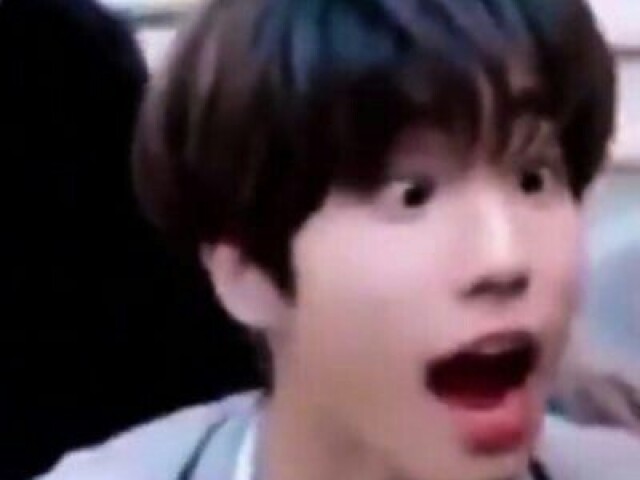 Batalha de caretas com o Jisung