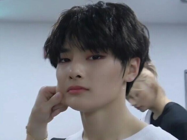 Maquiar o Jeongin