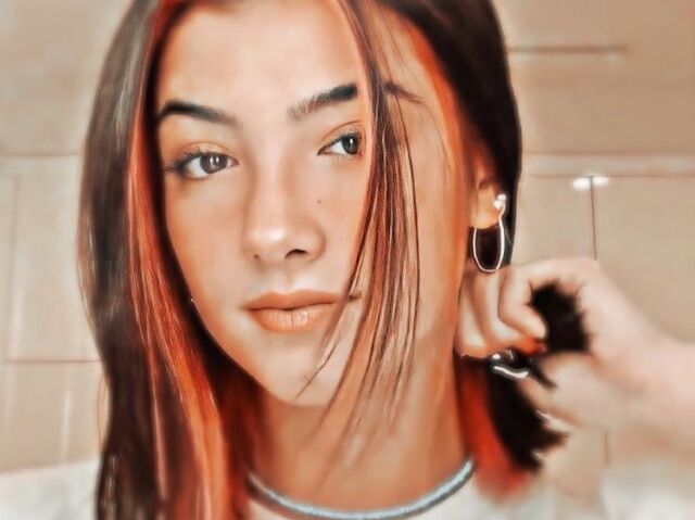 Ela tem 17y