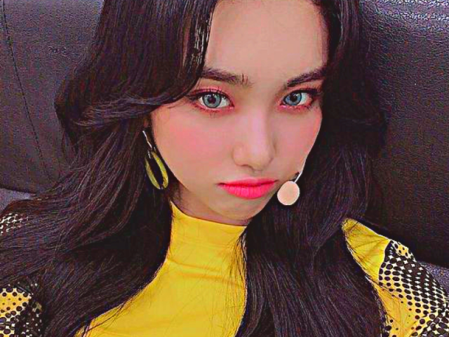 ꒰ Maratonar um anime com a Aisha ꒱