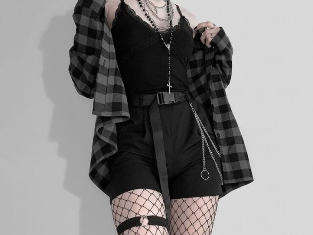 Ah, essa, com certeza!
(~ ̄³ ̄)~