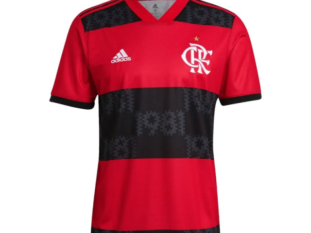 Uniforme da Adidas atual patrocinadora
2021