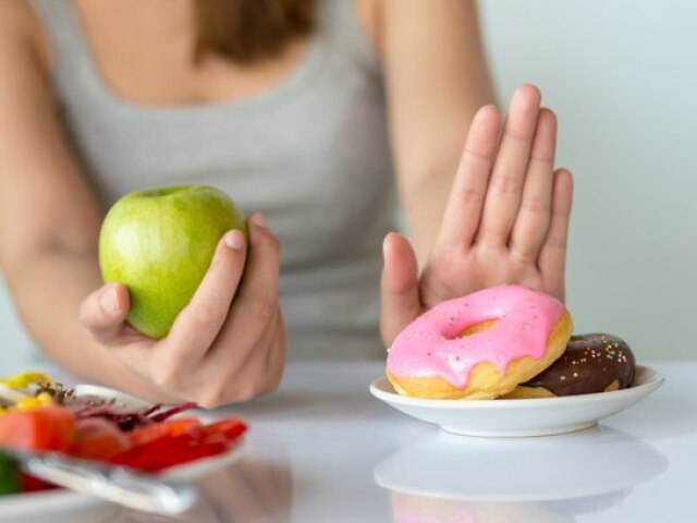 Não comer doces de jeito nenhum