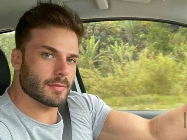 Nome: Marcos Soares
Idade: 36 anos
Naciolidade: brasileiro