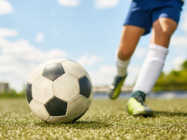 Praticar esportes, nas horas vagas ficar em call e jogar
