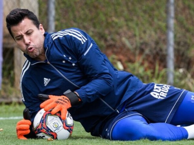 Goleiro Fábio