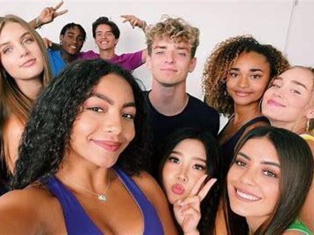 Escolha sua família ☆ Now United ☆