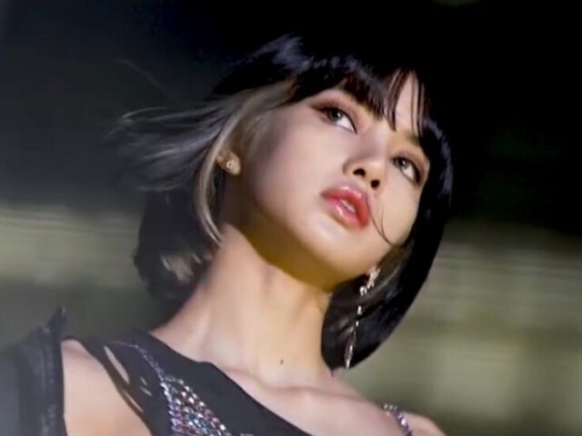 K-idol dark