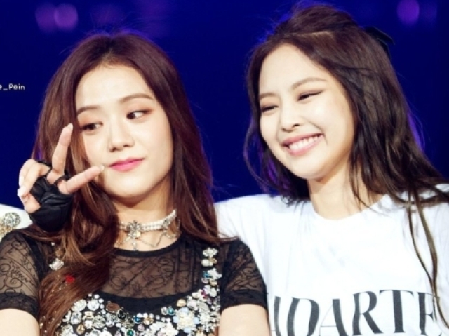 Jisoo+Jennie=Jensoo