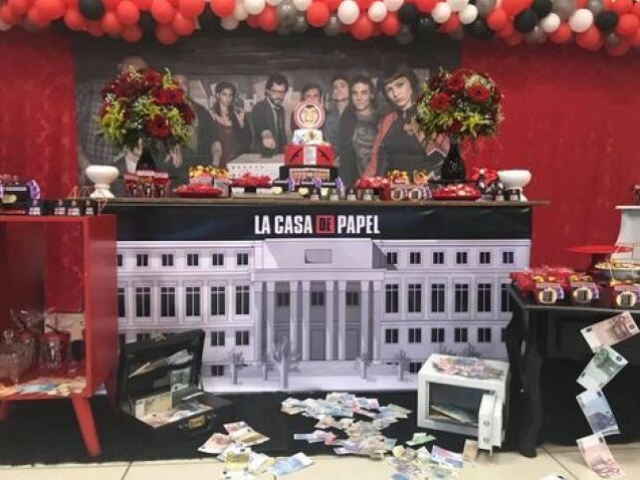 o da capa <3 (la casa de papel)