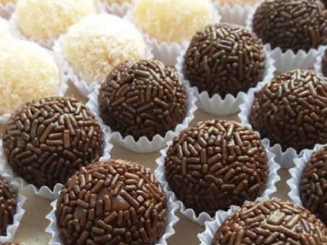 Ou os clássicos: Brigadeiro e Beijinho??